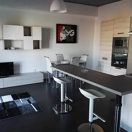 Cielo Tinto Apartment Scalea